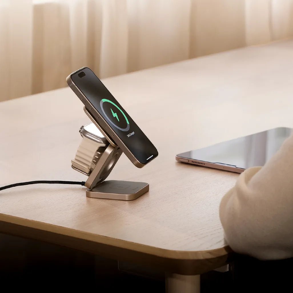 Adam Elements Mag 3 Pro - Qi2 3-in-1 Foldable Charging Station - Titanium - Image 4