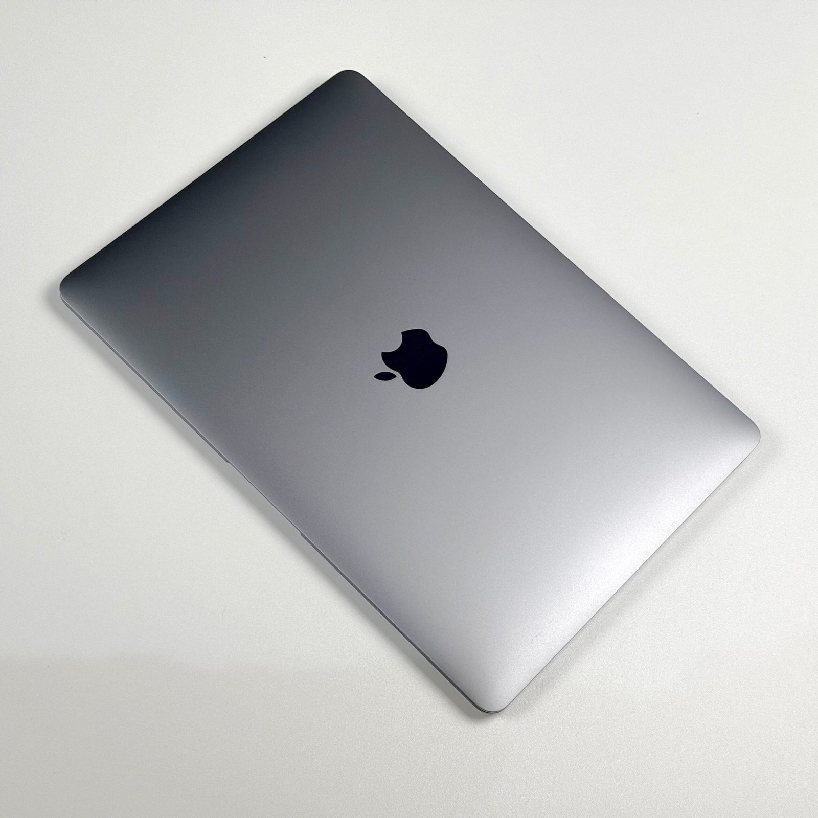MacBook Air 13" M1 8GB 256GB Space Gray (2020) - Pre-Owned - Image 8