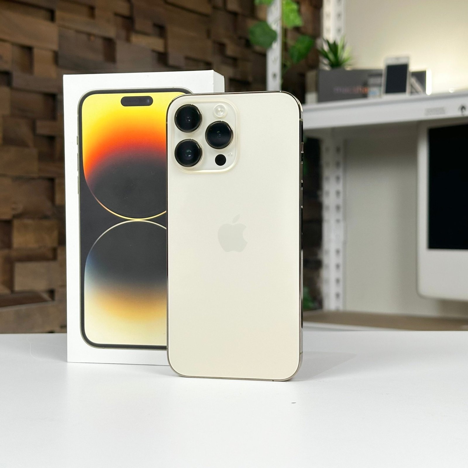iPhone 14 Pro Max 256GB Gold (2022) - Pre-Owned - Image 7