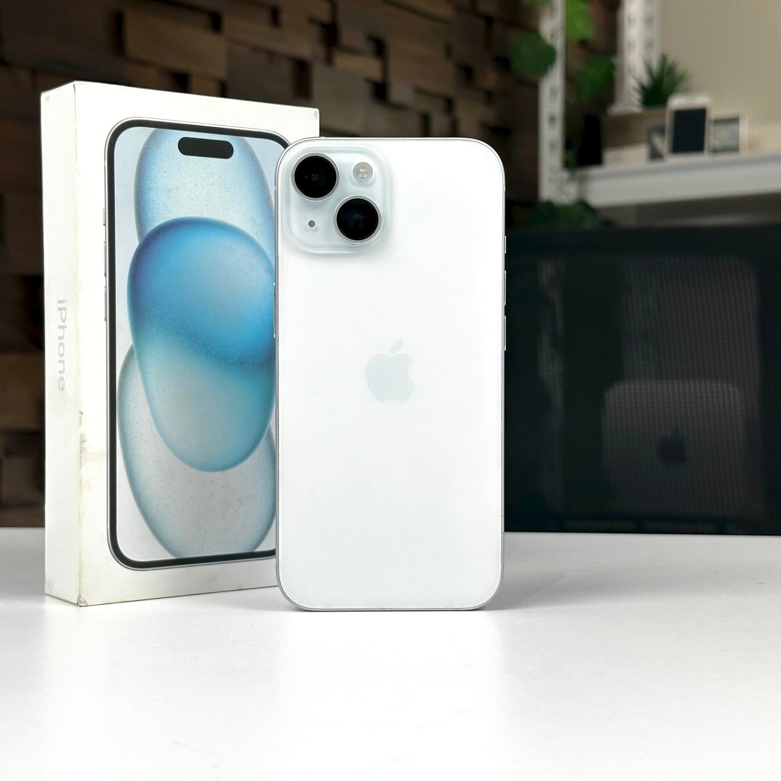 iPhone 15 256GB Blue (2023) - Pre-Owned - Image 7