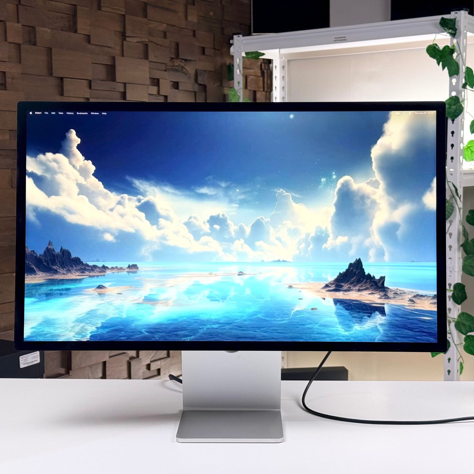 Apple Studio Display 27" Tilt-Adjustable Stand, Nano-Texture Display (2022) - Pre-Owned - Image 6