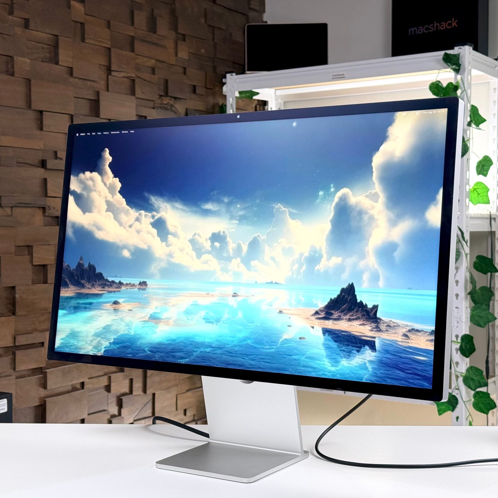 Apple Studio Display 27" Tilt-Adjustable Stand, Nano-Texture Display (2022) - Pre-Owned - Image 7