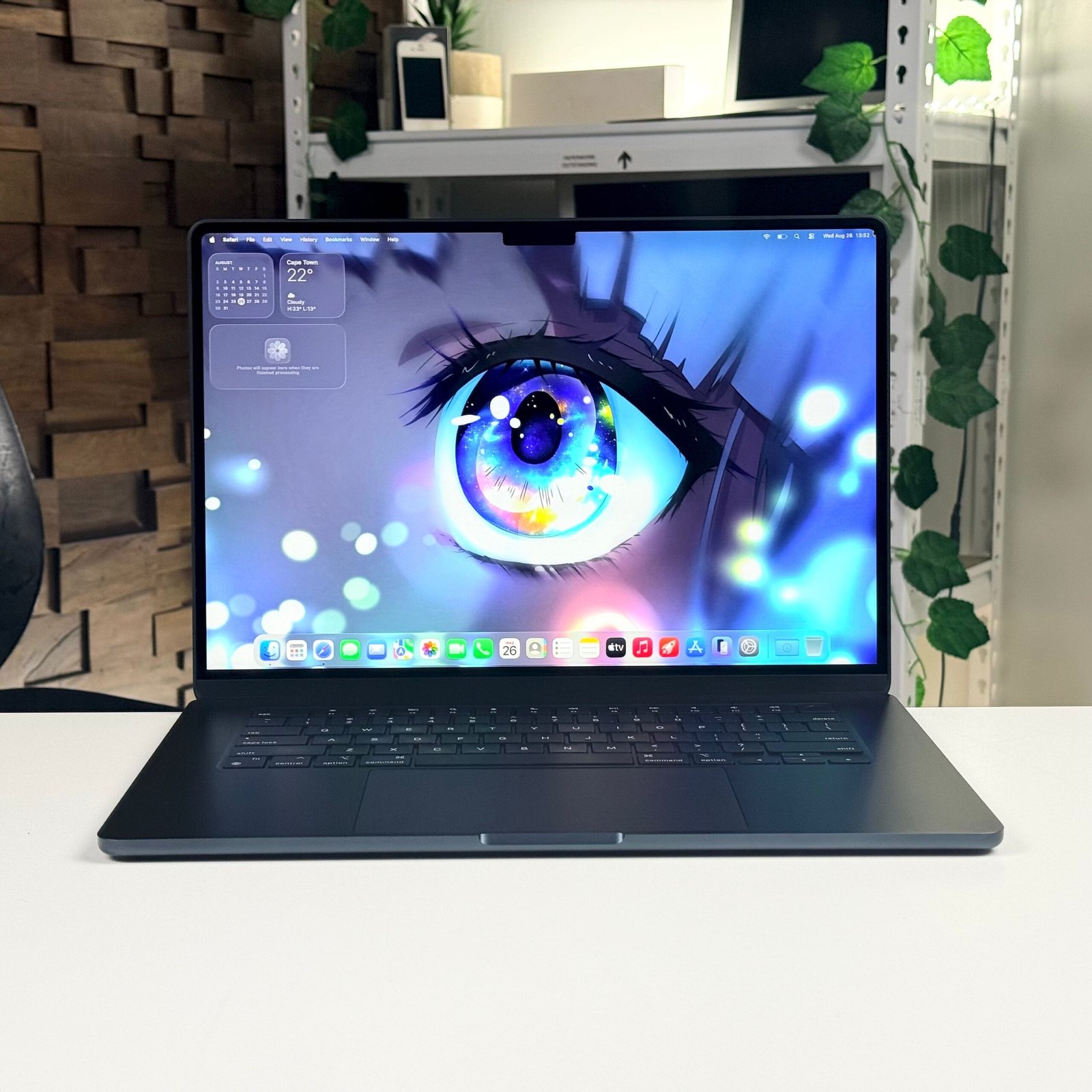 MacBook Air 15" M3 16GB 512GB Midnight (2024) - Pre-Owned - Image 4