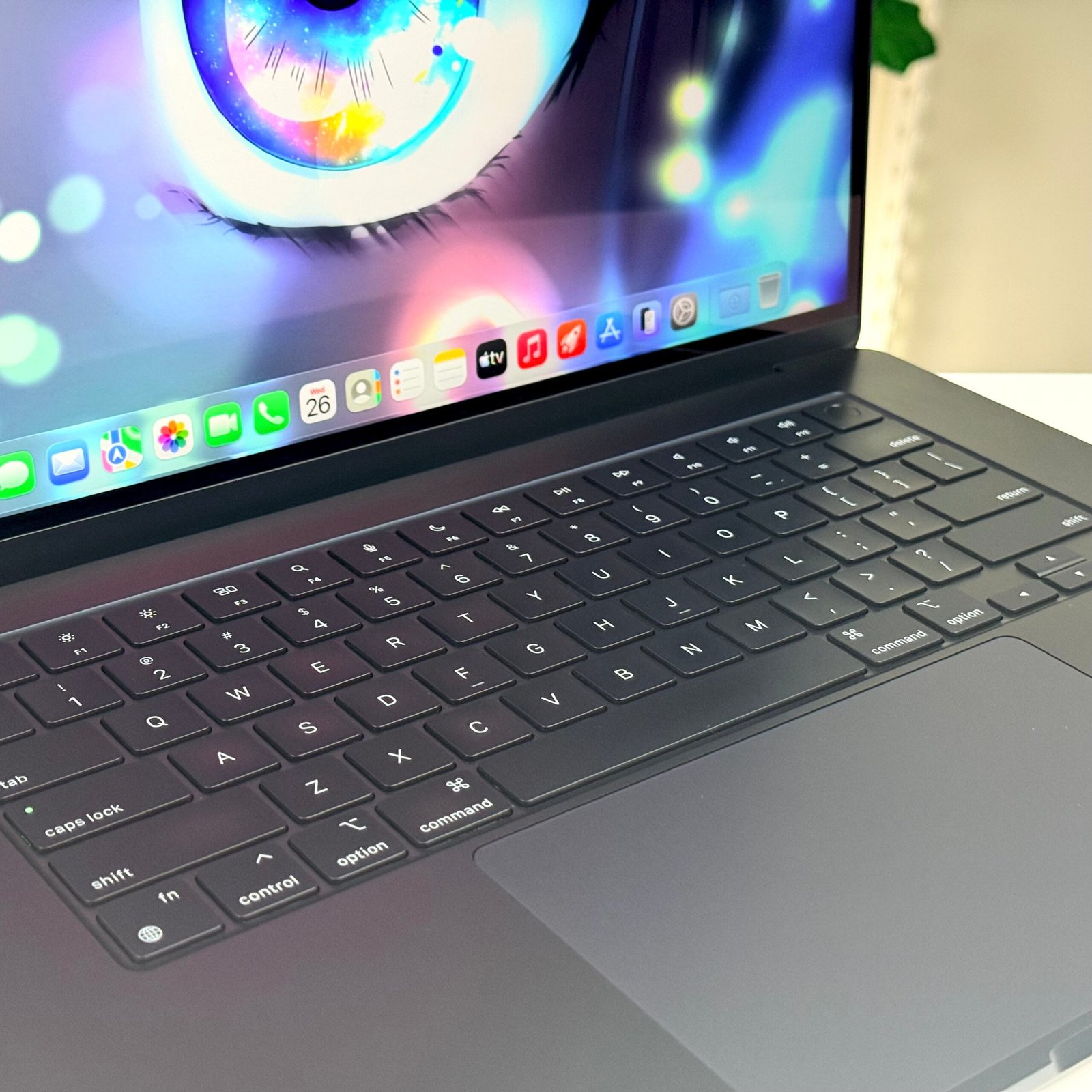 MacBook Air 15" M3 16GB 512GB Midnight (2024) - Pre-Owned - Image 5