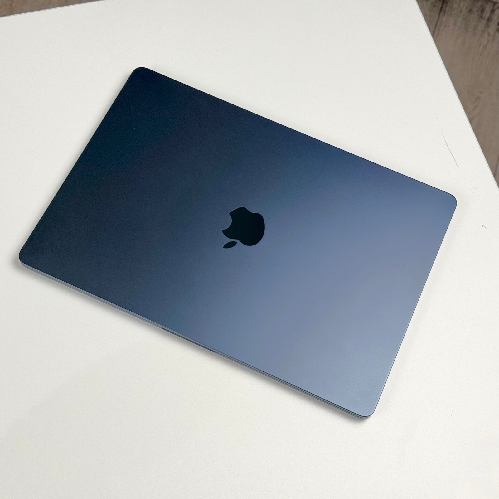 MacBook Air 15" M3 16GB 512GB Midnight (2024) - Pre-Owned - Image 8