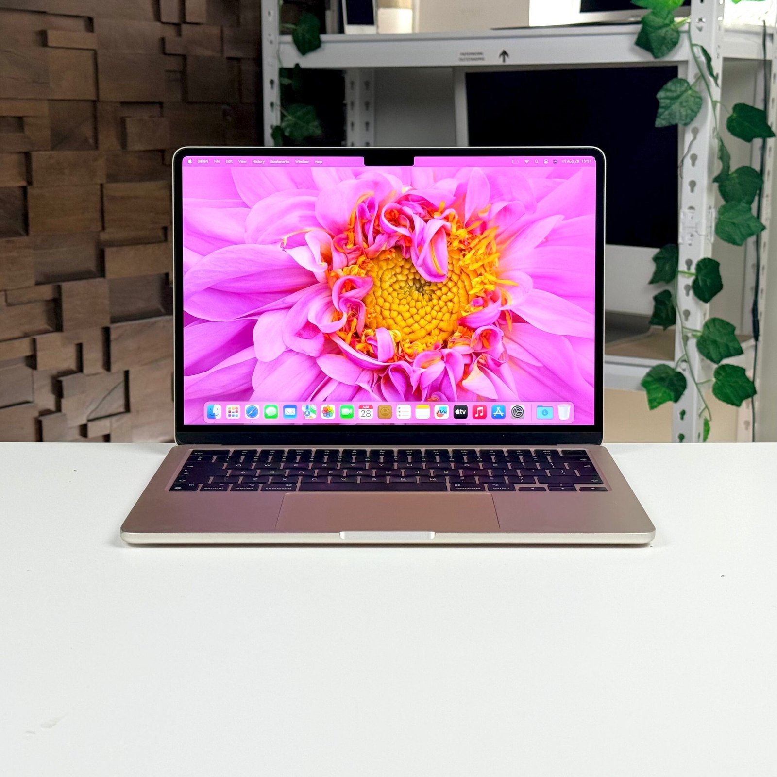 MacBook Air 13" M2 8GB 256GB Starlight (2022) - Pre-Owned - Image 5