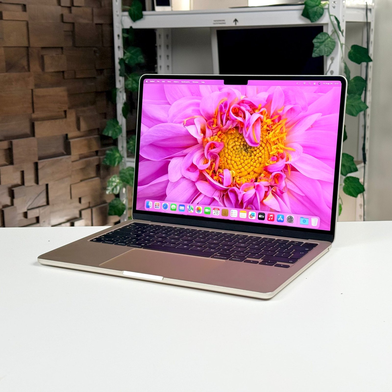 MacBook Air 13" M2 8GB 256GB Starlight (2022) - Pre-Owned - Image 6