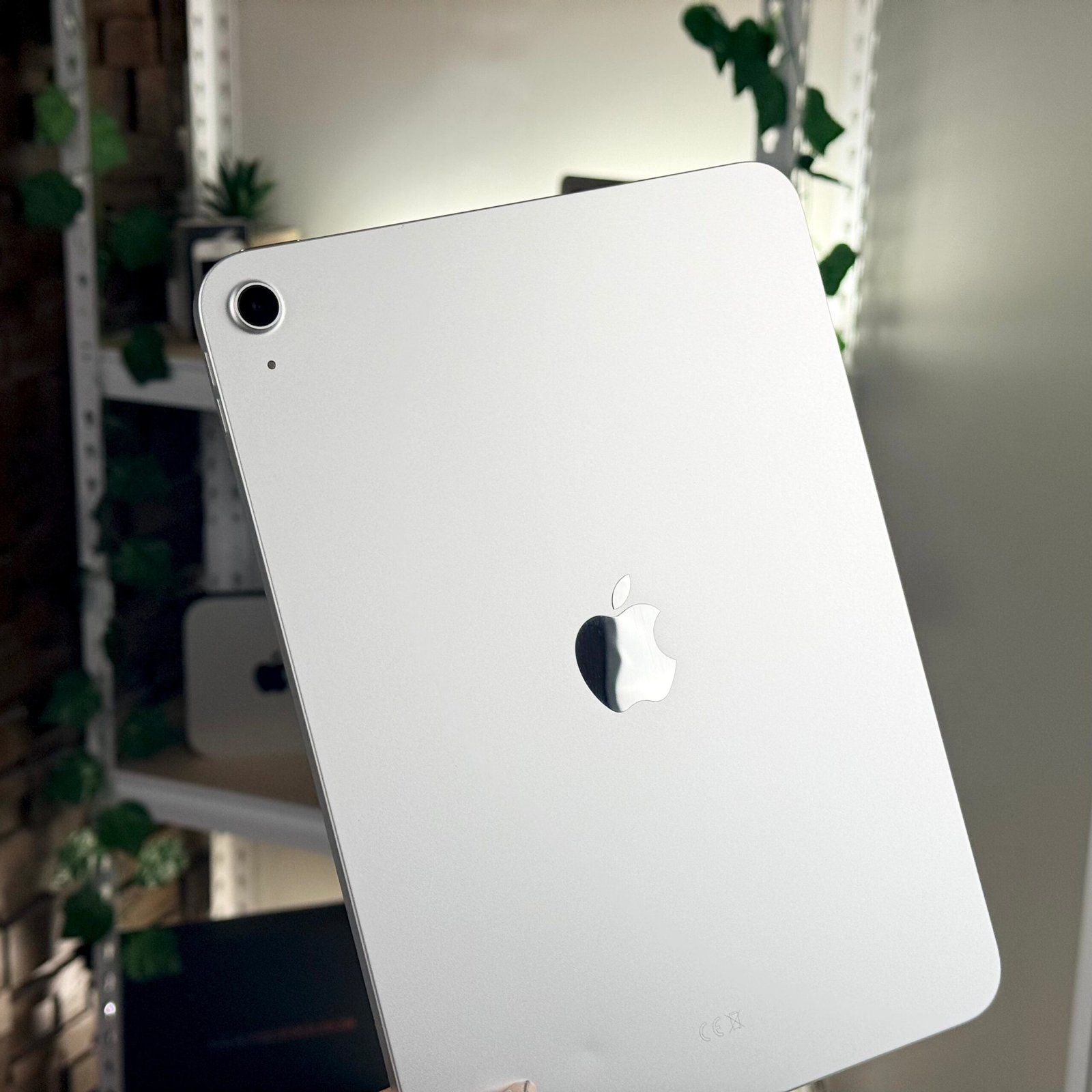 iPad 11" A16 128GB Wifi Silver (2025) - Pre-Owned - Image 6
