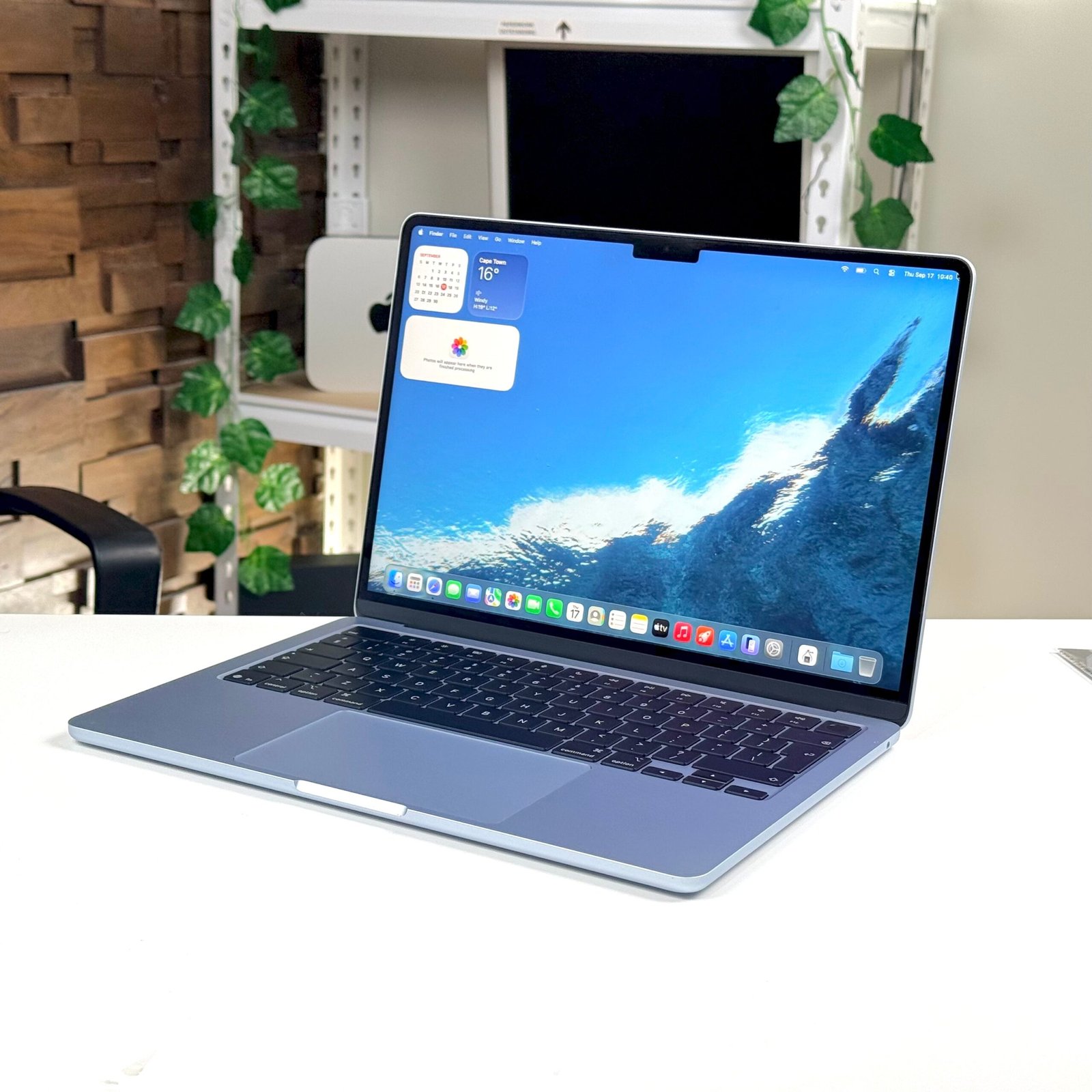 MacBook Air 13" M4 16GB 256GB Sky Blue (2025) - Pre-Owned - Image 5