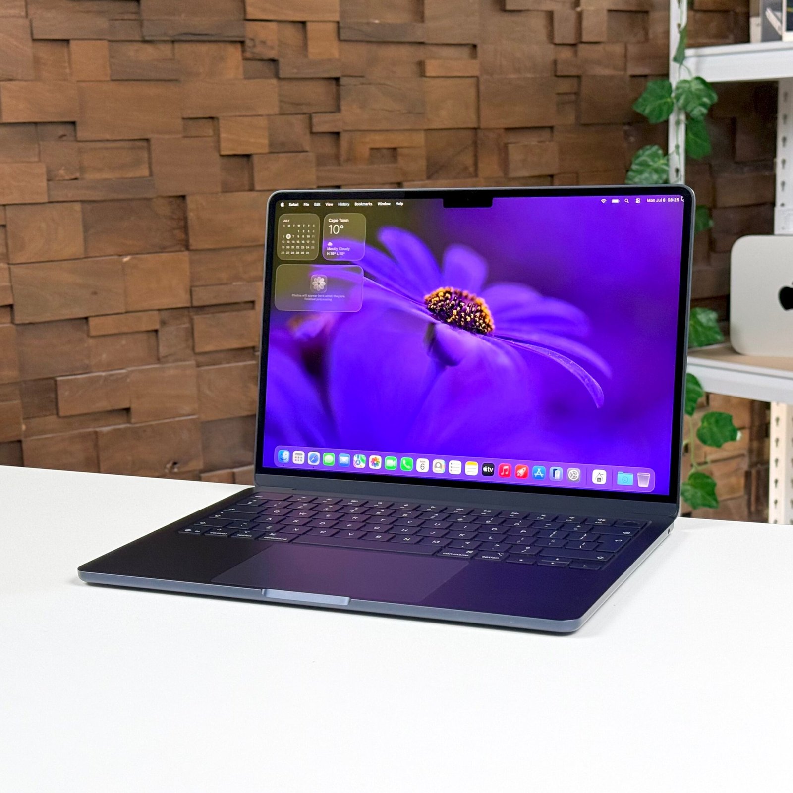 MacBook Air 13" M4 16GB 256GB Midnight (2025) - Demo - Image 5